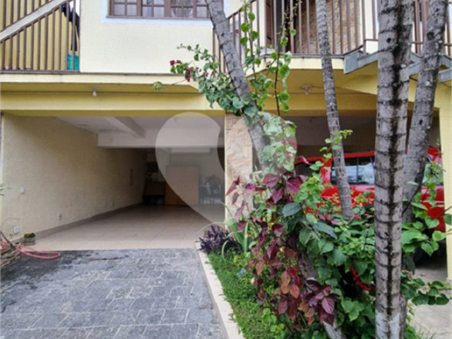 Sobrado à venda com 4 quartos, sendo 2 suítes, em Vila Mazzei, São Paulo, SP