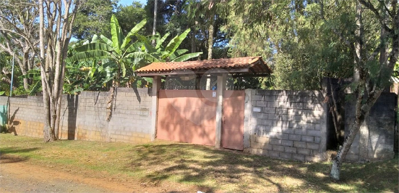Casa Térrea à venda com 2 quartos em Chácara Real (caucaia do Alto), Cotia, SP