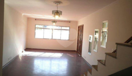 Sobrado à venda com 3 quartos, sendo 1 suíte,  em Vila Isolina Mazzei, São Paulo, SP