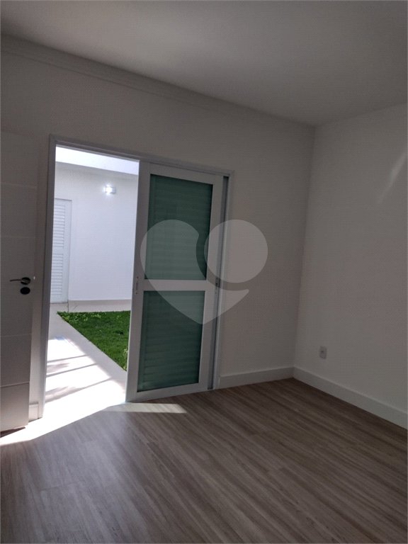 Casa à venda com 4 suítes no condomínio Estância Marambaia, Vinhedo - SP