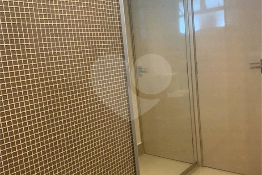 Apartamento à venda com 3 quartos, sendo 2 suítes, em Higienópolis, São Paulo, SP