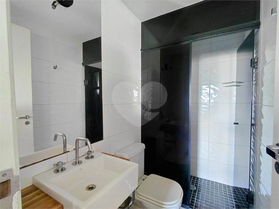 Apartamento à venda com 3 quartos, sendo 1 suíte,  em Vila Romana, São Paulo, SP