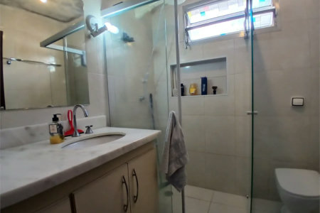 Casa Térrea à venda com 4 quartos, sendo 1 suíte, em Vila Leopoldina, São Paulo, SP