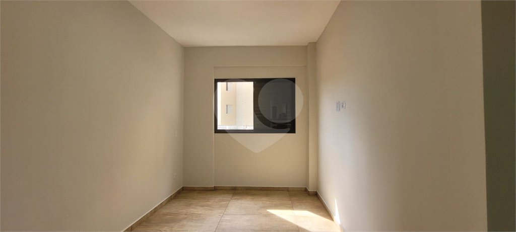 Apartamento para alugar com 2 quartos, sendo 1 suíte, em Jardim Carambeí, São Roque, SP