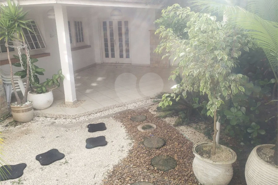 Sobrado à venda com 4 quartos, sendo 2 suítes,  em Tremembé, São Paulo, SP