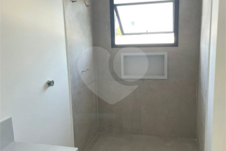 Casa à venda com 3 suítes no condomínio Central Parque, Salto - SP