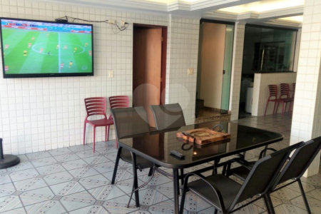 Sobrado à venda com 7 quartos, sendo 6 suítes, em Jardim Franca, São Paulo, SP