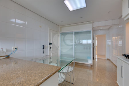 Apartamento à venda com 4 suítes em Alto da Boa Vista, São Paulo, SP