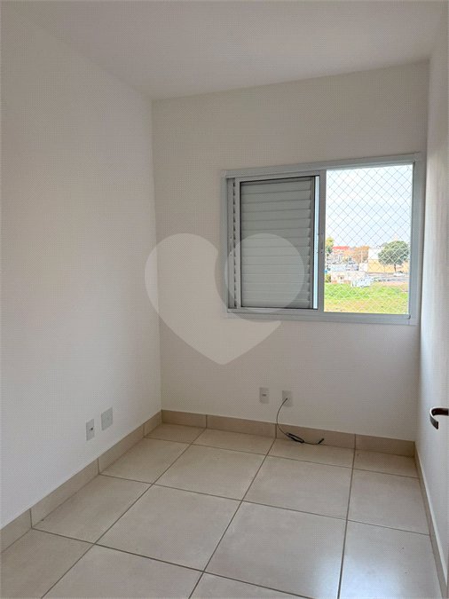 Apartamento para alugar com 3 quartos, sendo 1 suíte, em Vila Norma, Salto, SP