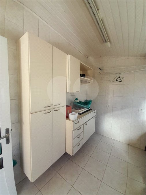 Casa à venda com 5 quartos, sendo 3 suítes,  no condomínio Estância Marambaia, Vinhedo - SP
