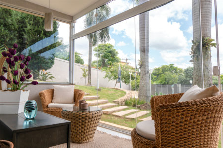 Casa à venda com 5 quartos, sendo 4 suítes, no condomínio Flamboyant, Atibaia - SP