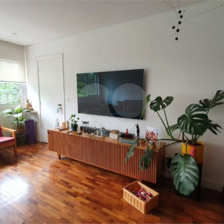 Apartamento à venda com 2 quartos, sendo 1 suíte, em Itaim Bibi, São Paulo, SP