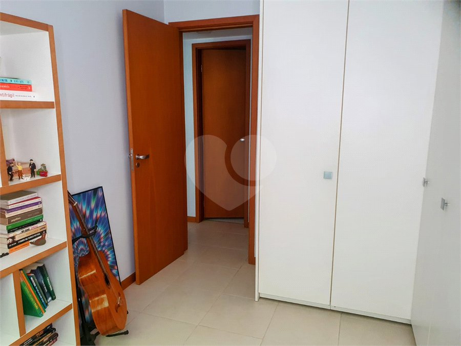 Apartamento à venda com 3 quartos, sendo 1 suíte, em Humaitá, Rio de Janeiro, RJ