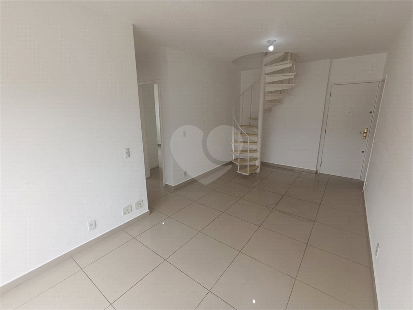 Cobertura à venda com 3 quartos, sendo 1 suíte, em Grajaú, Rio de Janeiro, RJ