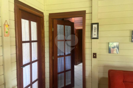 Chácara à venda com 3 quartos, sendo 1 suíte, no Centro, Araçoiaba da Serra, SP