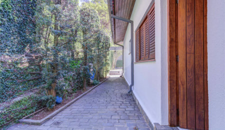 Casa Térrea à venda com 4 quartos, sendo 1 suíte,  em Jardim Marajoara, São Paulo, SP