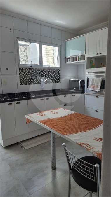 Casa à venda com 2 quartos no condomínio Residencial Vila da Paz, Mogi das Cruzes - SP