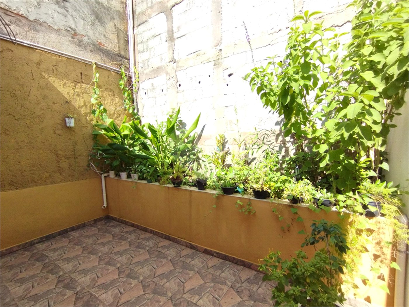 Casa à venda com 2 quartos, sendo 1 suíte, em Jardim Vinhas do Sol (mailasqui), São Roque, SP
