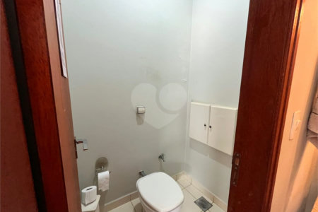 Casa à venda com 3 suítes em Jardim Shangri-lá, Itapetininga, SP