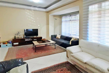 Casa à venda com 4 quartos, sendo 2 suítes, em Planalto Paulista, São Paulo, SP