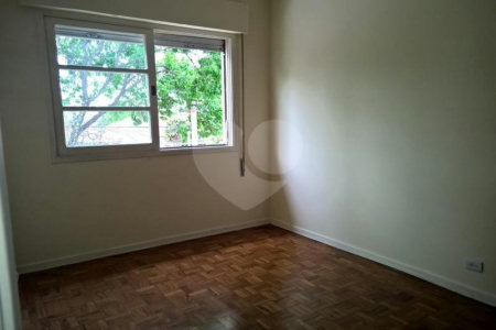 Sobrado à venda com 3 quartos, sendo 1 suíte,  em Planalto Paulista, São Paulo, SP