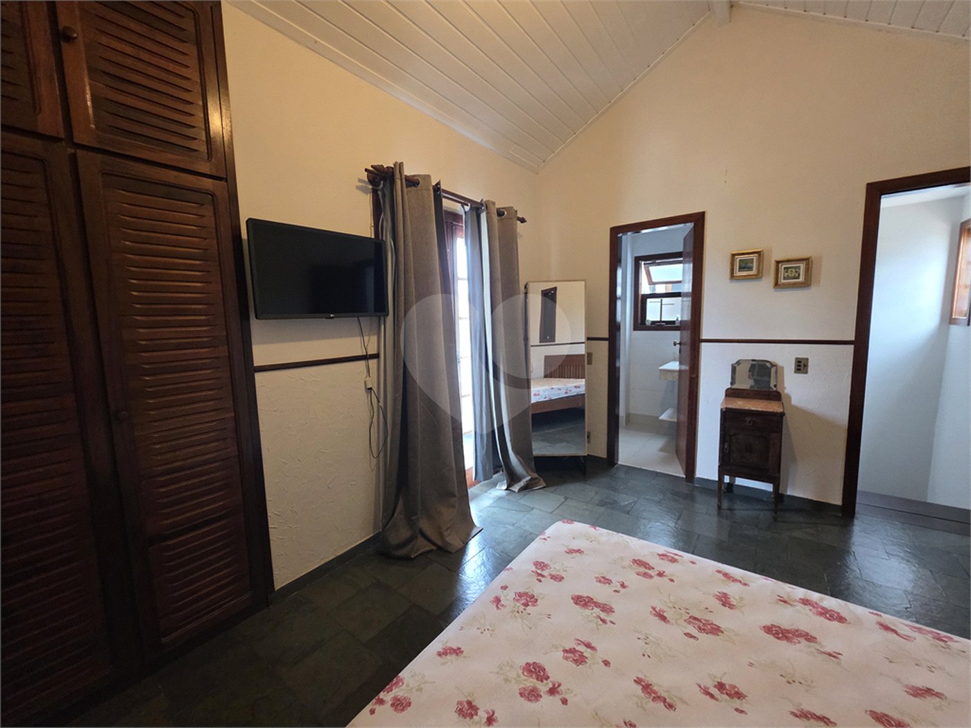 Casa em condomínio à venda com 4 suítes em Praia Rasa, Armação dos Búzios, RJ