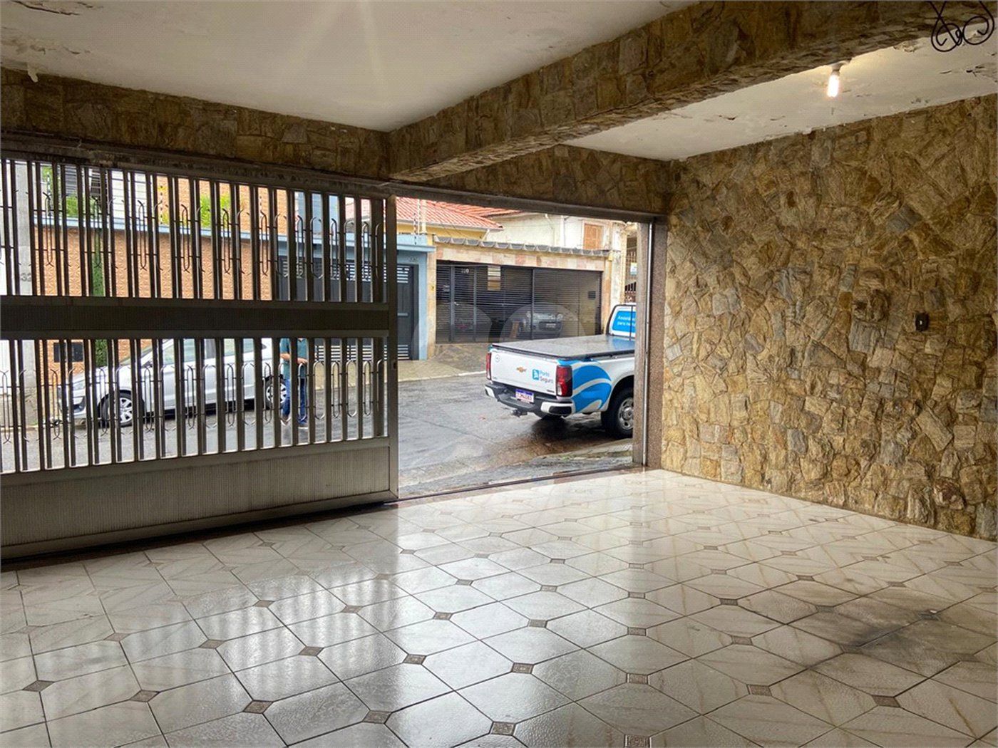 Casa à venda com 3 quartos, sendo 2 suítes, em Vila Carrão, São Paulo, SP