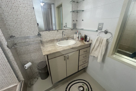Apartamento à venda com 3 quartos, sendo 1 suíte, em Tijuca, Rio de Janeiro, RJ