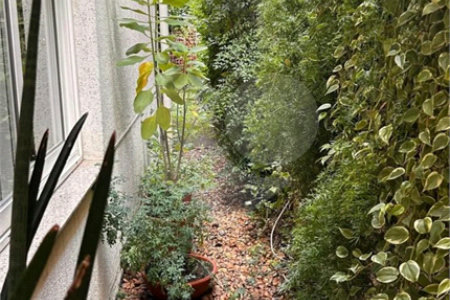 Sobrado à venda com 3 quartos, sendo 1 suíte, em Vila Ipojuca, São Paulo, SP
