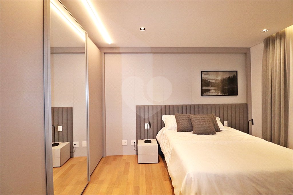 Apartamento à venda com 4 quartos, sendo 2 suítes, em Santana, São Paulo, SP