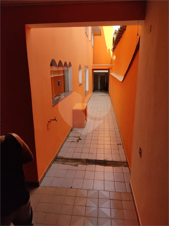 Sobrado à venda com 4 quartos, sendo 1 suíte, em Cidade Jardim Cumbica, Guarulhos, SP