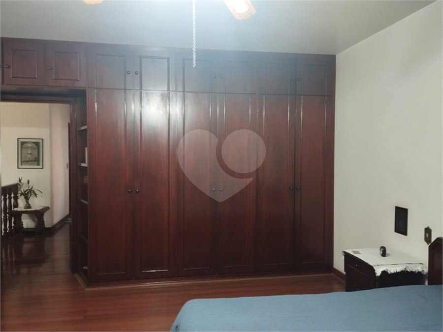 Sobrado à venda com 4 quartos, sendo 1 suíte, em Tremembé, São Paulo, SP