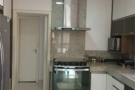 Apartamento à venda com 3 suítes em Vila Suzana, São Paulo, SP