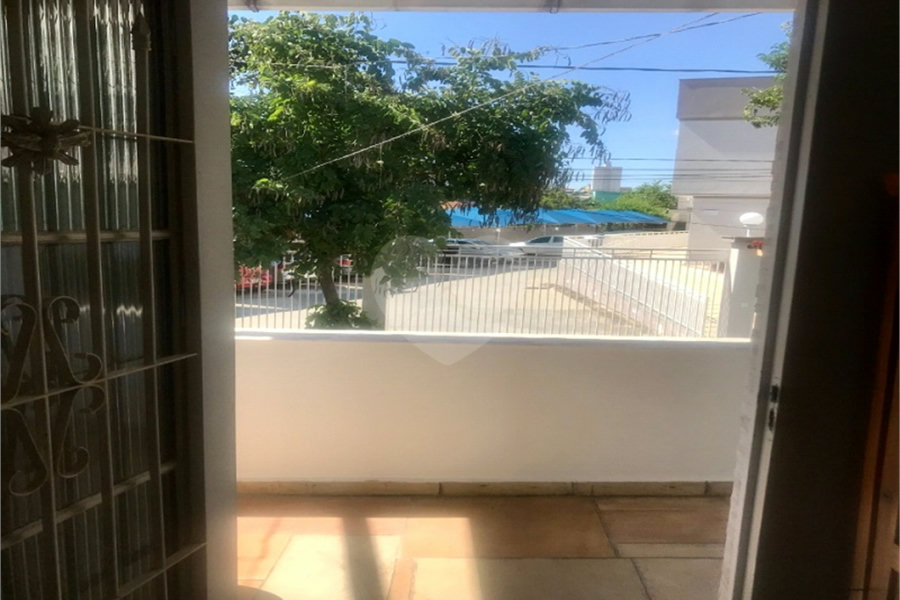 Sobrado à venda com 4 quartos, sendo 1 suíte, em Vila Gustavo, São Paulo, SP