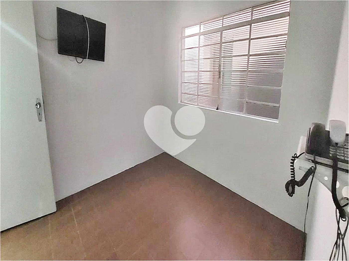 Casa Térrea à venda ou para alugar com 4 quartos, sendo 2 suítes, no Centro, Mairiporã, SP