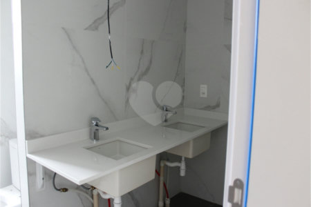 Apartamento à venda com 3 suítes em Pinheiros, São Paulo, SP