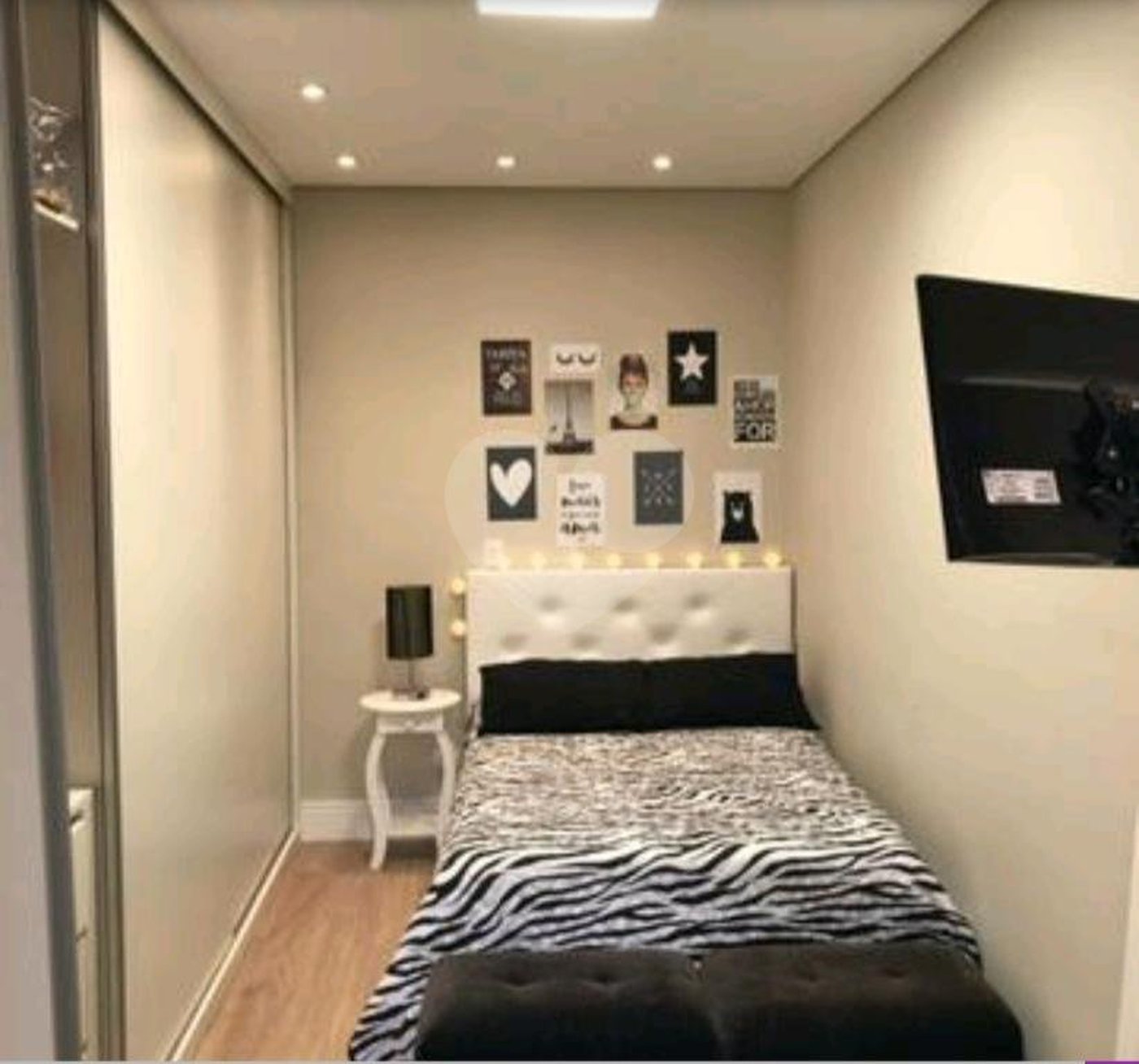 Casa Térrea à venda com 5 quartos, sendo 2 suítes, em Água Fria, São Paulo, SP