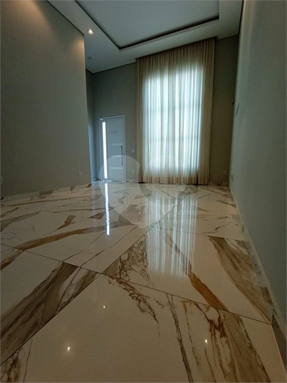 Casa à venda com 3 quartos, sendo 1 suíte,  em Vila Nova Aparecida, Mogi das Cruzes, SP