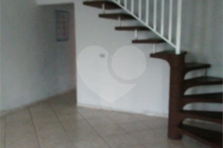 Casa à venda com 4 quartos, sendo 1 suíte, em Protestantes, Votorantim, SP