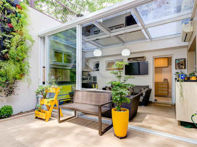 Casa à venda com 4 quartos, sendo 2 suítes,  no condomínio Residencial Terras Altas, São Paulo - SP