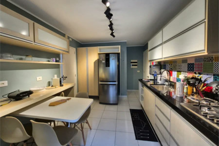 Apartamento à venda com 2 quartos, sendo 1 suíte, em Vila Andrade, São Paulo, SP