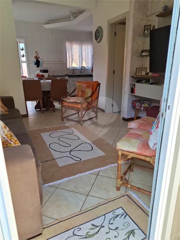 Apartamento à venda com 2 suítes no Centro, Bertioga, SP