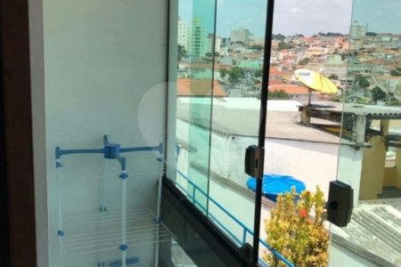 Casa à venda com 3 quartos, sendo 1 suíte, no condomínio Residencial Gabriela, São Paulo - SP