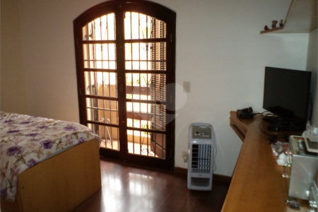 Sobrado à venda com 3 quartos, sendo 1 suíte, em Jardim Franca, São Paulo, SP
