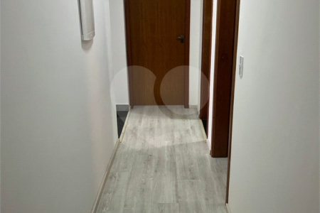Casa à venda com 3 quartos, sendo 1 suíte, no condomínio Village Ipanema 2, Araçoiaba da Serra - SP