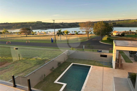 Casa à venda com 5 suítes no condomínio Riviera Santa Cristina Iii, Itaí - SP