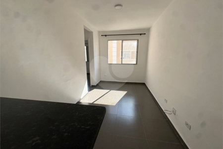 Apartamento à venda com 2 quartos em Vossoroca, Votorantim, SP