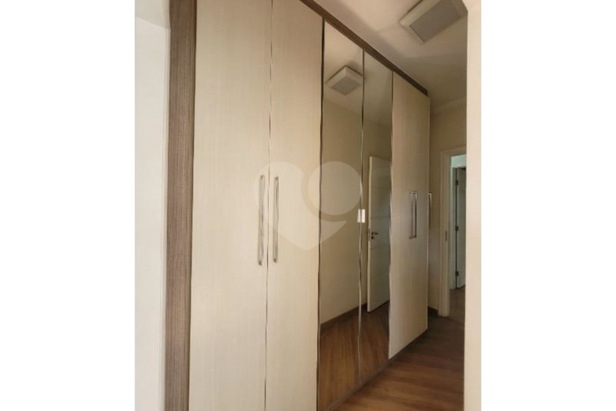 Casa à venda com 3 quartos, sendo 1 suíte, no condomínio Maximus I, São Paulo - SP