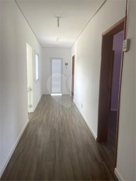 Casa à venda com 3 suítes no condomínio Altos de São Roque, São Roque - SP