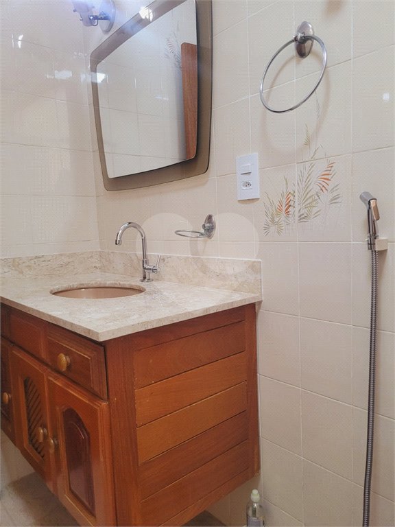Sobrado à venda ou para alugar com 4 quartos, sendo 1 suíte, em Vila Gustavo, São Paulo, SP
